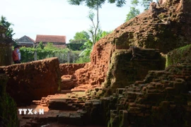 Di tích Tháp đôi Liễu Cốc, phường Kim Trà, thành phố Huế. (Ảnh: Văn Dũng/TTXVN)