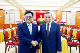 Tổng Bí thư Tô Lâm tiếp Chủ tịch Quốc hội Đại Hàn Dân Quốc Woo Won Shik. (Ảnh: Thống Nhất/TTXVN)