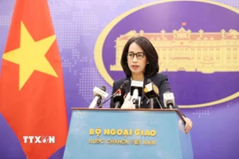 Người phát ngôn Phạm Thu Hằng chủ trì họp báo thường kỳ tháng 3/2026. (Ảnh: An Đăng/TTXVN)