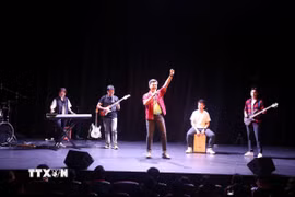 Các bạn sinh viên Việt Nam biểu diễn tại chương trình nghệ thuật VNYA Concert 2026. (Ảnh: Việt Dũng/TTXVN)