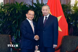 Tổng Bí thư, Chủ tịch nước Tô Lâm hội kiến Chủ tịch Quốc hội Singapore Seah Kian Peng. (Ảnh: Thống Nhất/TTXVN)