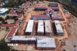 Trường Phổ thông nội trú liên cấp Tiểu học và Trung học cơ sở Pa Tần đang được gấp rút thi công. (Ảnh: Quý Trung/TTXVN)