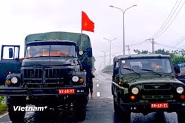 Lữ đoàn Công binh 270 lên đường thực hiện nhiệm vụ. (Ảnh: PV/Vietnam+)