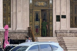 Công an xuất hiện tại thẩm mỹ viện Mailisa Đà Nẵng, cơ sở bị đóng kín