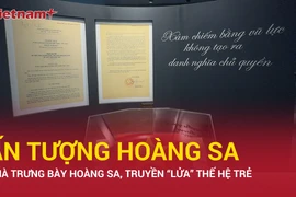 Nhà trưng bày Hoàng Sa thu hút lượng lớn du khách, học sinh tham quan