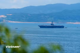 Tàu sân bay USS George Washington. (Ảnh: Thanh Phong/Vietnam+)