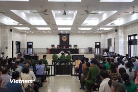Tòa án Nhân dân thành phố Đà Nẵng xét xử sơ thẩm vụ án "Lừa đảo chiếm đoạt tài sản" tại Công ty Cổ phần Tài chính VietNamCapital. (Ảnh: PV/Vietnam+)