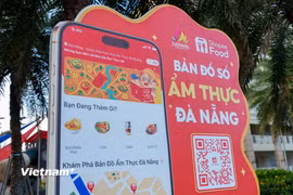 Ngành du lịch Đà Nẵng ra mắt bản đồ số Ẩm thực trên ứng dụng di động. (Ảnh: Thanh Phong/Vietnam+)