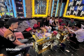 Hiện trường "tiệc" ma túy tại quán karaoke RICH KID. (Ảnh: Công an Đà Nẵng)