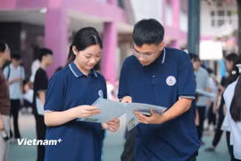 Thí sinh Hà Nội dự thi lớp 10. (Ảnh: Hoài Nam/Vietnam+)