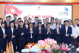 Đoàn Việt Nam tham dự kỳ thi Kỹ năng nghề thế giới lần thứ 48. (Ảnh: Thanh Tùng/TTXVN)