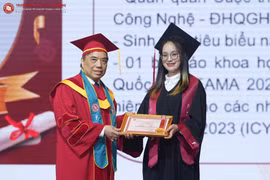 Trần Thiên Hương tại Lễ Tốt nghiệp của trường ĐH Ngoại thương năm 2025 (Ảnh: NVCC).