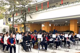 Học sinh Hà Nội tham gia cuộc thi học sinh giỏi. (Ảnh: Báo Hà Nội mới)