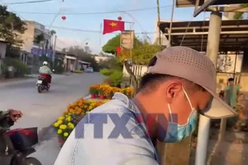 Gắn kết cộng đồng qua tục dựng nêu ăn Tết