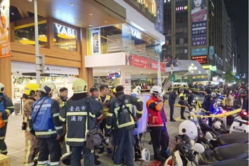 Cảnh sát phong tỏa hiện trường vụ tấn công. (Nguồn: Kyodo)