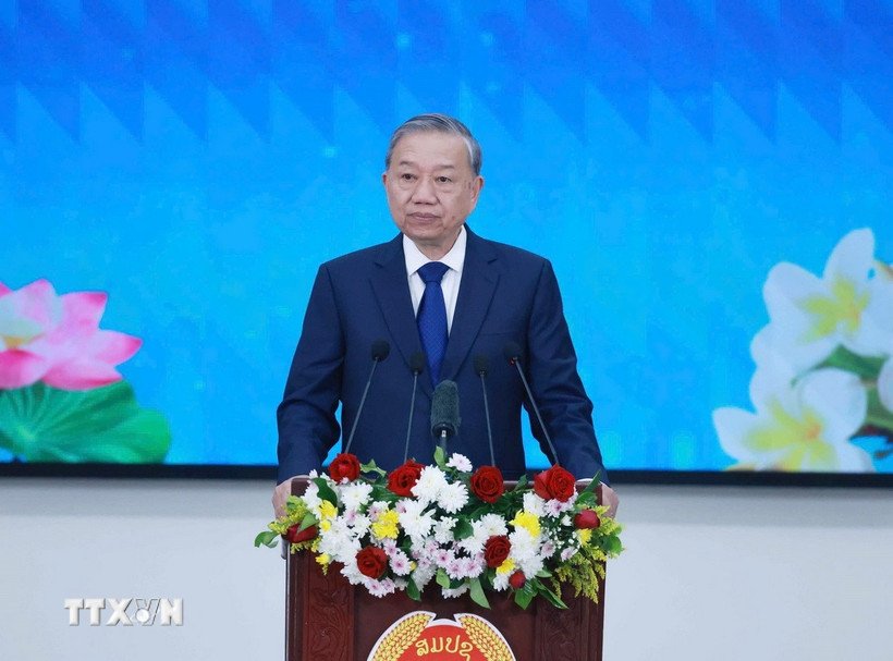 Tổng Bí thư Tô Lâm phát biểu chính sách tại Học viện Chính trị và Hành chính Quốc gia Lào. (Ảnh: Thống Nhất/TTXVN)