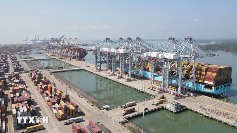 Việc hình thành khu thương mại tự do gắn với cảng biển tại khu vực Cái Mép Hạ sẽ tạo nên một không gian phát triển hoàn toàn mới cho tỉnh Bà Rịa-Vũng Tàu nói chung và thành phố Phú Mỹ nói riêng. (Ảnh: Huỳnh Sơn/TTXVN)