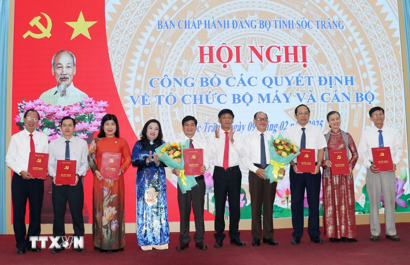 Ra mắt Ban lãnh đạo Ban Tuyên giáo và Dân vận Tỉnh ủy Sóc Trăng. (Ảnh: Trung Hiếu/TTXVN)