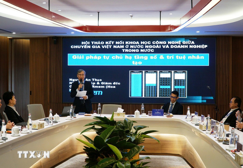 Các đại biểu thảo luận tại hội thảo. (Ảnh: Thu Hoài/TTXVN)