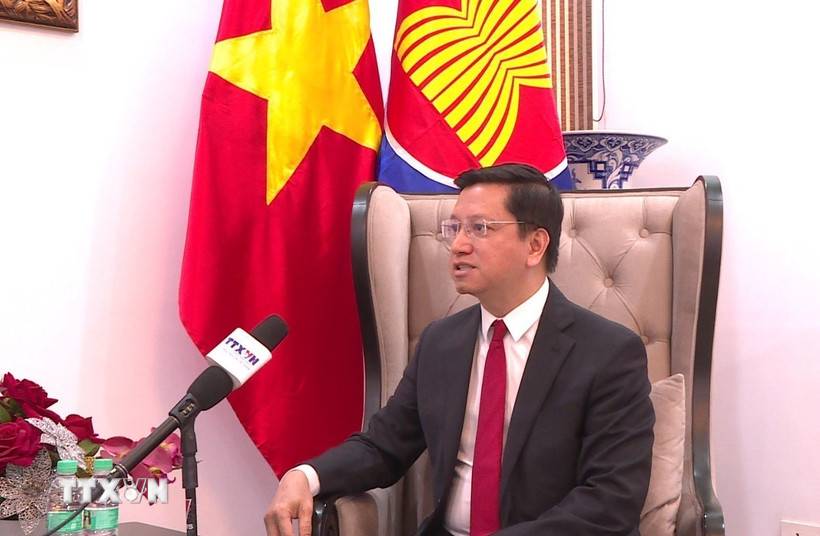 Đại sứ Nguyễn Thanh Hải phát biểu tại một buổi lễ. (Ảnh: Ngọc Thúy/TTXVN)