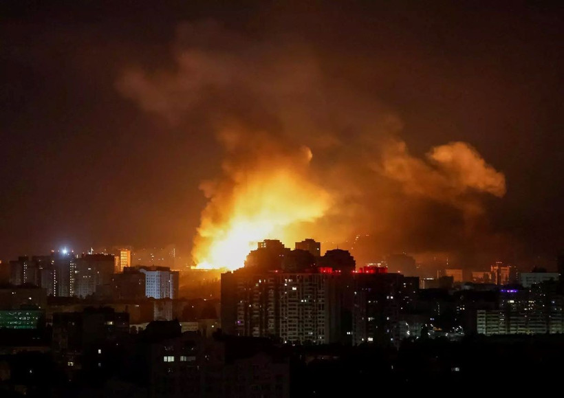 Một vụ nổ máy bay không người lái trong cuộc tấn công vào thủ đô Kiev, Ukraine, ngày 17/6. (Nguồn: Reuters)