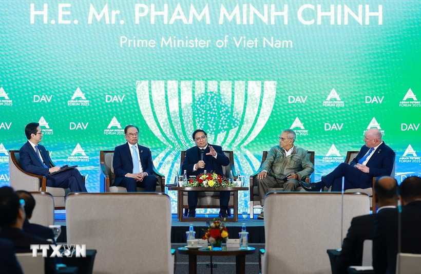 Thủ tướng Phạm Minh Chính cùng Thủ tướng Malaysia Anwar bin Ibrahim, Thủ tướng New Zealand Christopher Luxon, Tổng thống Timor-Leste Jose Ramos-Horta tham dự Phiên toàn thể. (Ảnh: Dương Giang/TTXVN)