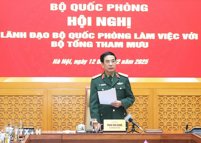 Đại tướng Phan Văn Giang phát biểu chỉ đạo tại hội nghị. (Ảnh: Hồng Pha/TTXVN phát)