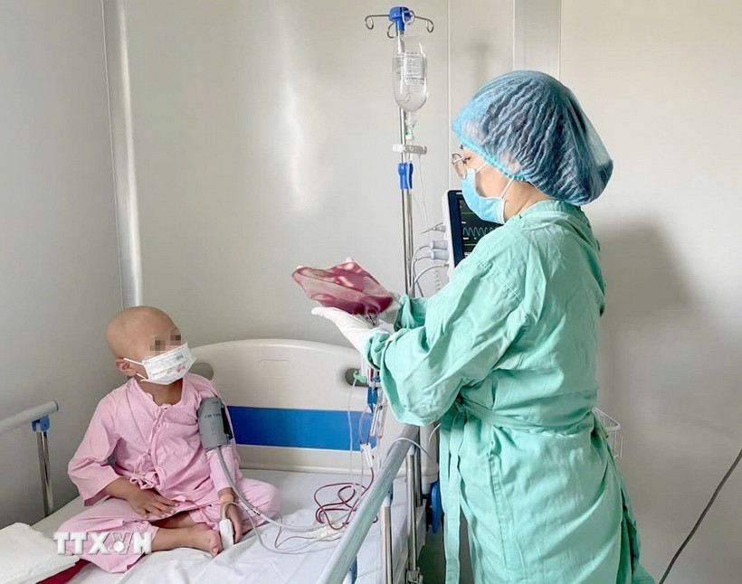 Sức khỏe của bệnh nhi đã cơ bản ổn định. (Ảnh: TTXVN phát)