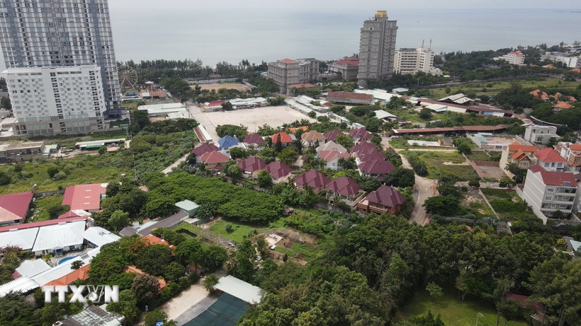 Bãi đất trống Chợ Vũng Tàu, phường Thắng Tam, thành phố Vũng Tàu được UBND tỉnh Bà Rịa-Vũng Tàu đấu giá. (Ảnh: Hoàng Nhị/TTXVN)