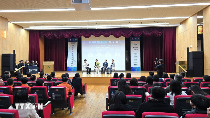 Ngày hội tuyển dụng sinh viên Việt Nam tại Hàn Quốc - Job Fair 2025. (Ảnh: Đức Thắng/TTXVN)
