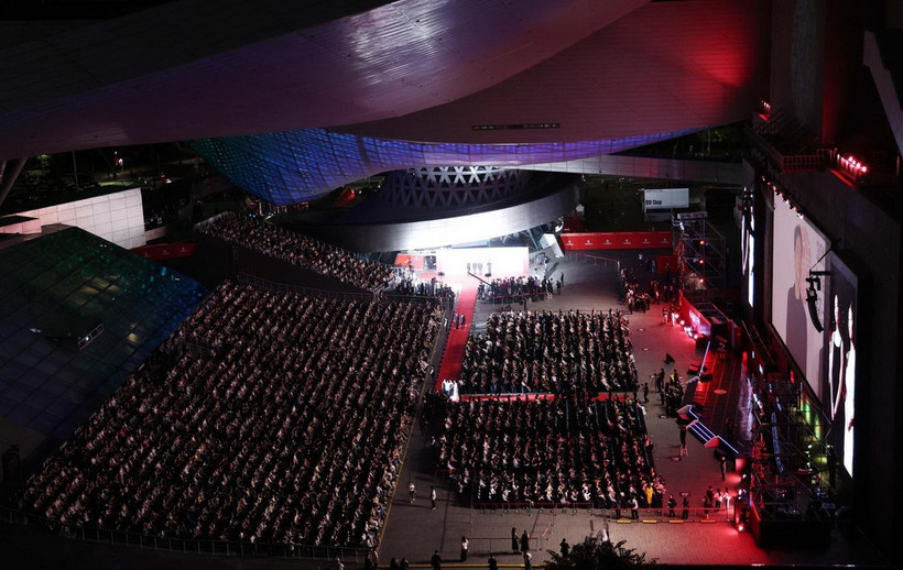 Lễ khai mạc Liên hoan phim quốc tế Busan lần thứ 30. (Nguồn: The Korea Times)