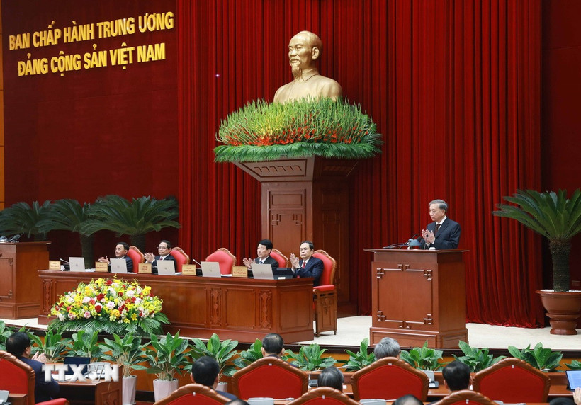 Tổng Bí thư Tô Lâm phát biểu khai mạc Hội nghị lần thứ 11 Ban Chấp hành Trung ương Đảng khóa XIII. (Ảnh: TTXVN)