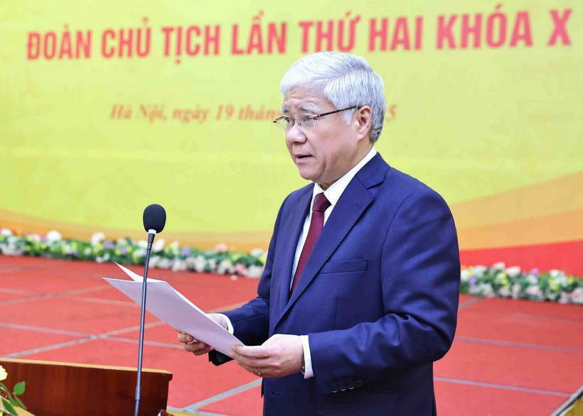 Ông Đỗ Văn Chiến, Ủy viên Bộ Chính trị, Bí thư Trung ương Đảng, Chủ tịch Ủy ban Trung ương Mặt trận Tổ quốc Việt Nam, điều hành hội nghị. (Ảnh: Minh Đức/TTXVN)