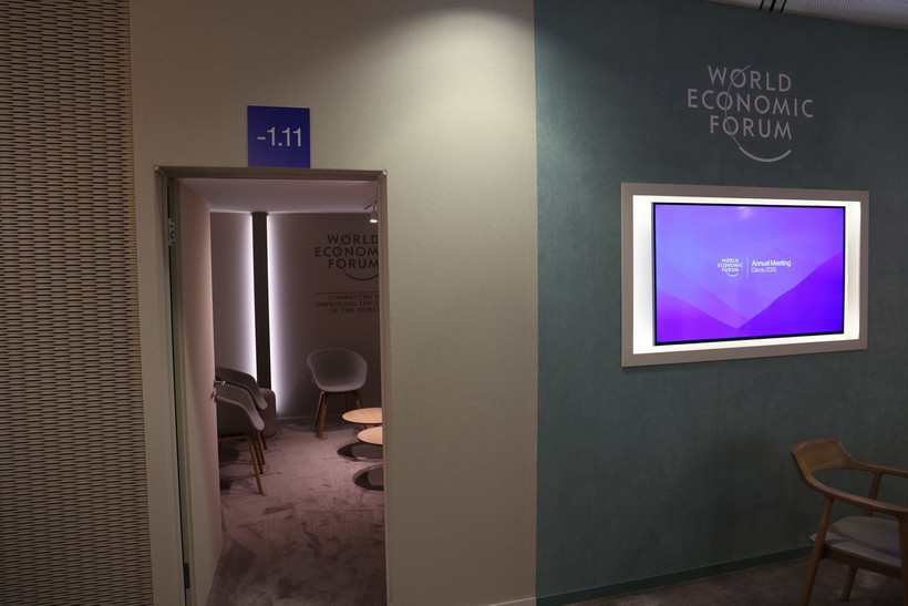 Khu vực có tên gọi Everest, nơi sẽ diễn ra các cuộc gặp song phương, tại trung tâm hội nghị của WEF Davos 2025. (Ảnh: Anh Hiển/TTXVN)