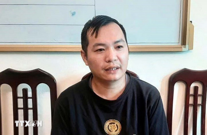 Đối tượng Chu Anh Quân (sinh năm 1990 có hộ khẩu thường trú tại xã Xuân Châu, huyện Xuân Trường, tỉnh Nam Định) tại cơ quan điều tra. (Ảnh: TTXVN phát)