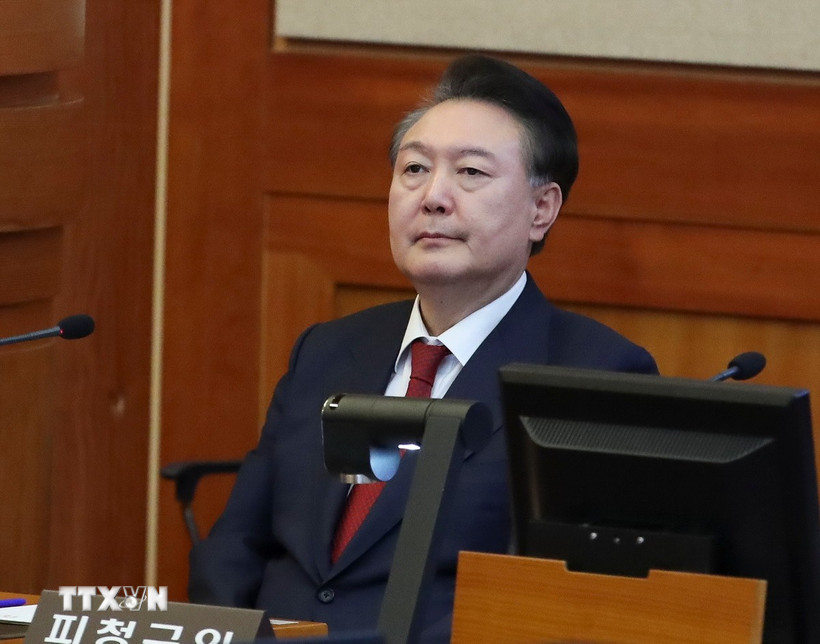 Tổng thống bị luận tội của Hàn Quốc Yoon Suk Yeol tại Tòa án Hiến pháp ở Seoul ngày 20/2. (Ảnh: THX/TTXVN)