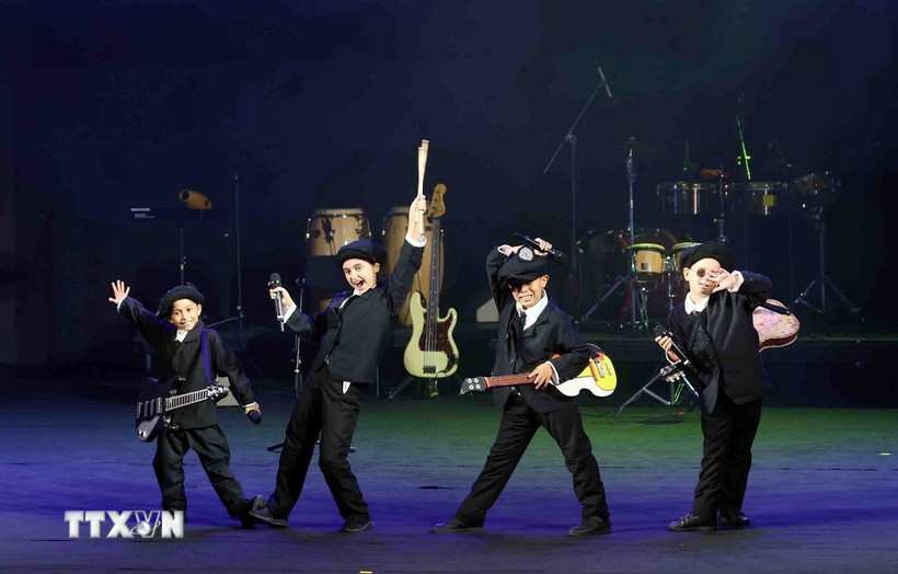 Một tiết mục tại chương trình. (Ảnh: Phạm Kiên/TTXVN)