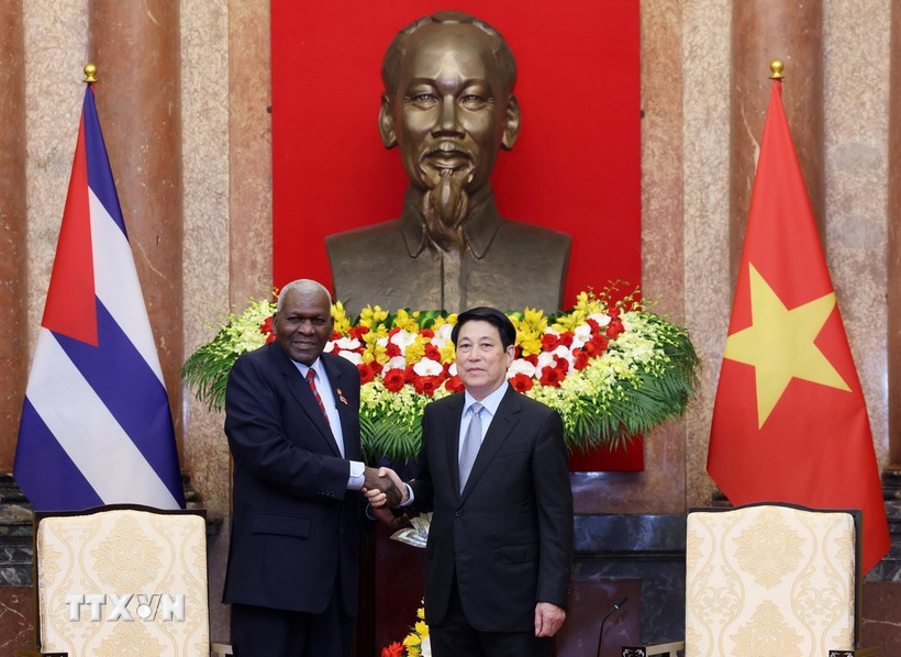 Chủ tịch nước Lương Cường tiếp Chủ tịch Quốc hội Cuba Esteban Lazo Hernandez. (Ảnh: Lâm Khánh/TTXVN)