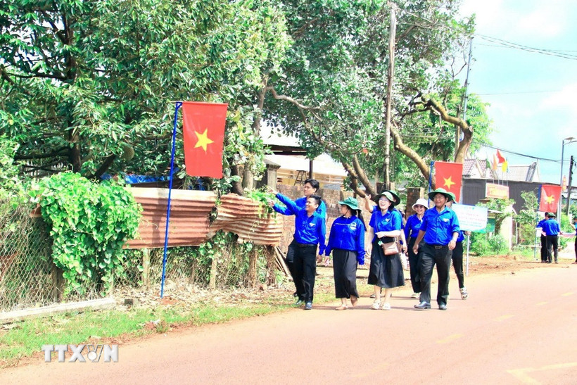 Chiến dịch Thanh niên tình nguyện Hè 2025 tại Gia Lai. (Ảnh: Quang Thái/TTXVN)