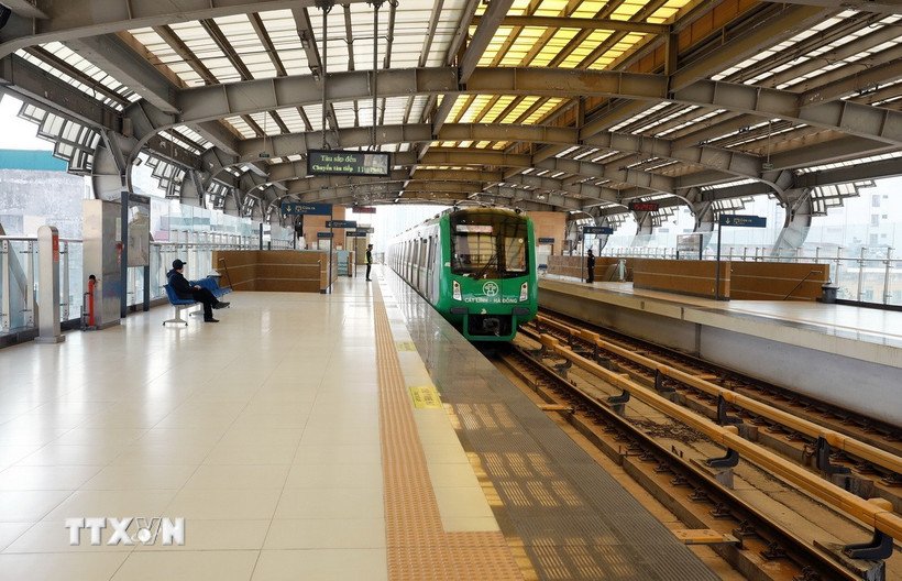 Tàu điện đường sắt Cát Linh-Hà Đông. (Ảnh: Quốc Khánh/TTXVN)