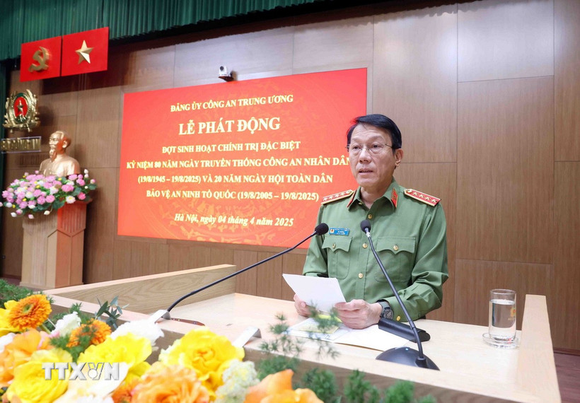 Đại tướng Lương Tam Quang, Bộ trưởng Bộ Công an, phát biểu chỉ đạo. (Ảnh: Phạm Kiên/TTXVN)