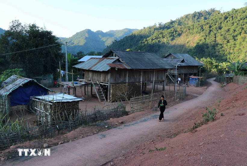 Một góc bản Lả Chà. (Ảnh: Xuân Tiến/TTXVN)