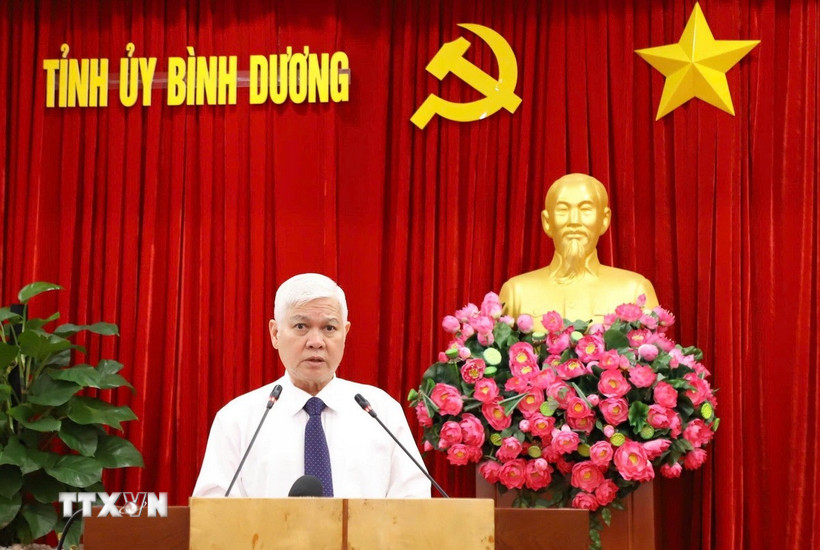 Bí thư Tỉnh ủy Nguyễn Văn Lợi phát biểu tại Hội nghị. (Ảnh: TTXVN phát)