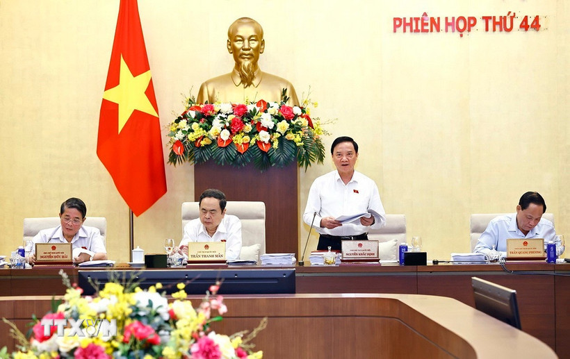 Phó Chủ tịch Quốc hội Nguyễn Khắc Định phát biểu. (Ảnh: Doãn Tấn/TTXVN)