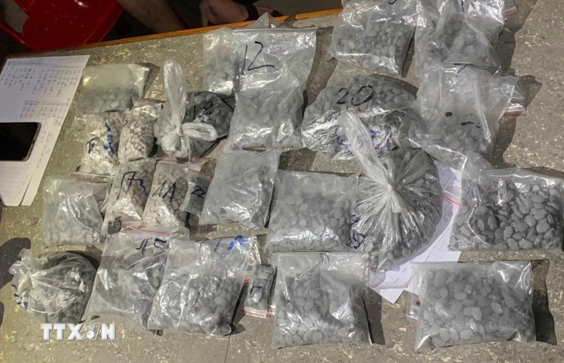 Tang vật một vụ ma túy. (Ảnh: TTXVN phát)