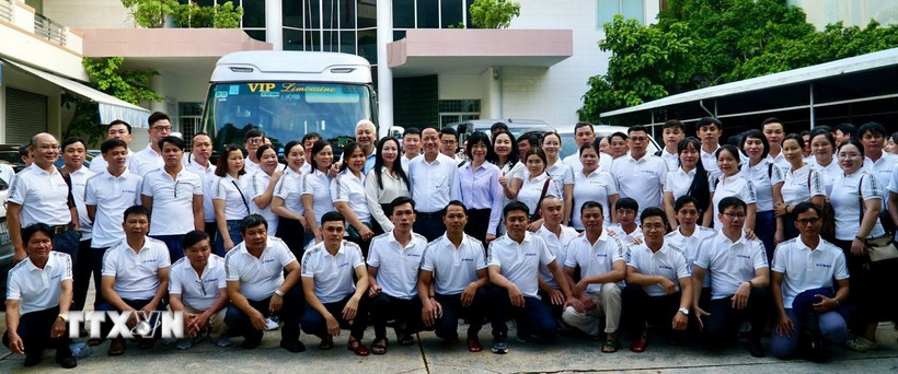 Đoàn 62 y, bác sỹ tỉnh Gia Lai trước giờ lên đường chi viện các tỉnh vùng lũ phía Bắc. (Ảnh: Quang Thái/TTXVN)