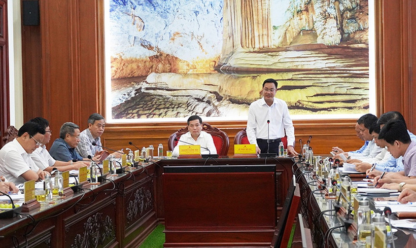 Bí thư Tỉnh ủy Quảng Bình Lê Ngọc Quang phát biểu tại hội nghị. (Nguồn: Báo Quảng Bình)