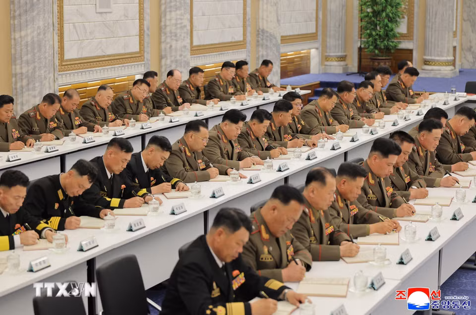 Hãng Thông tấn Trung ương Triều Tiên (KCNA) ngày 30/5/2025 đưa tin Bình Nhưỡng đã thay thế các quan chức quân sự cấp cao, bao gồm Cục trưởng Cục Pháo binh và Cục trưởng Cục An ninh của quân đội Triều Tiên. (Ảnh: Yonhap/TTXVN)