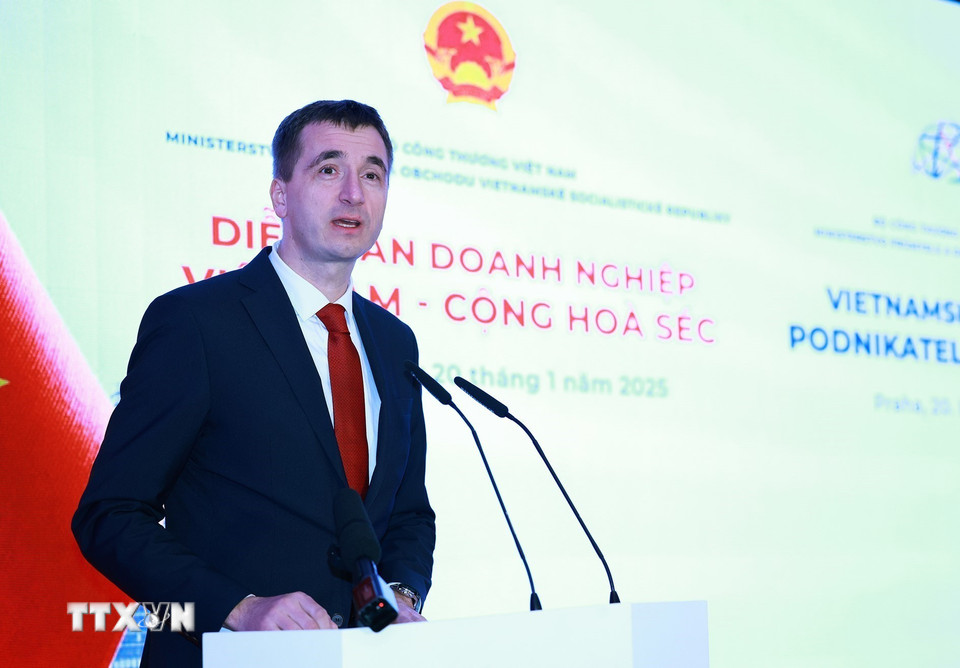 Bộ trưởng Bộ Công Thương Cộng hòa Séc Lukáš Vlček phát biểu. (Ảnh: Dương Giang/TTXVN)