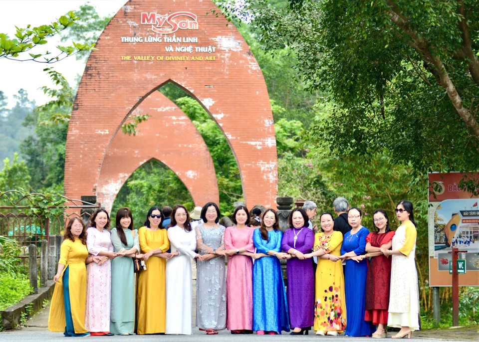 Vui tươi và kết nối. (Ảnh: Vietnam+)